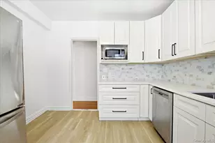 114-20 Queens Blvd, Forest Hills, NY 11375 - Photo 17