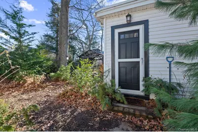 136 Beach Road, Wading River, NY 11792 - Photo 5