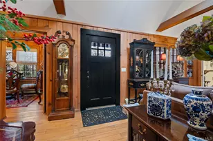 136 Beach Rd, Wading River, NY 11792 - Photo 7