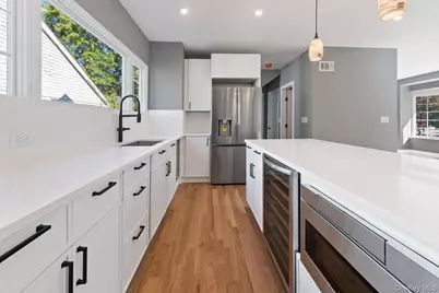 28 Midland Avenue, White Plains, NY 10606 - Photo 13