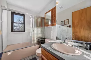 77-48 74th St, Glendale, NY 11385 - Photo 11