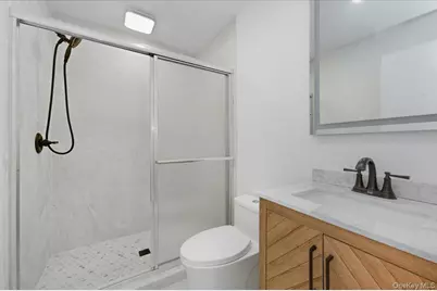 454 E Shore Road, Great Neck, NY 11024 - Photo 37