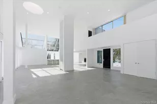 454 E Shore Rd, Great Neck, NY 11024 - Photo 7