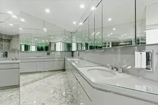 454 E Shore Rd, Great Neck, NY 11024 - Photo 33