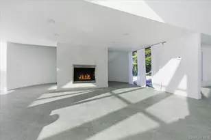 454 E Shore Rd, Great Neck, NY 11024 - Photo 13