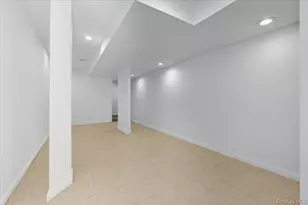 454 E Shore Rd, Great Neck, NY 11024 - Photo 39