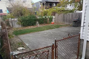 255-29 149th Rd, Rosedale, NY 11422 - Photo 23