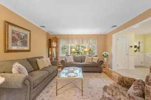 65 Avery Rd, Woodbury, NY 11797 - Photo 9