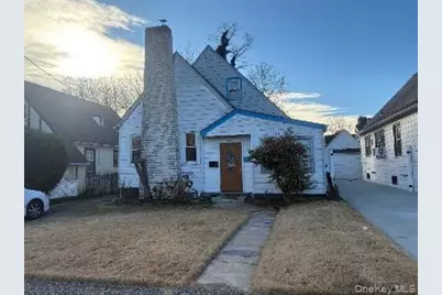 980 Wallace Avenue, Baldwin, NY 11510 - Photo 1