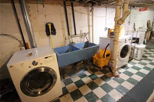 1 Pine Pl, Glen Cove, NY 11542 - Photo 31