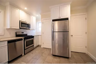 3159 Milburn Avenue #House, Baldwin, NY 11510 - Photo 5