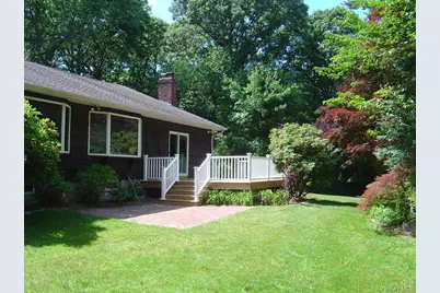 5 Mannetto Hill Road, Huntington, NY 11743 - Photo 5