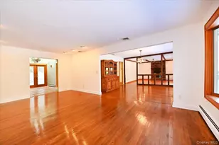 5 Mannetto Hill Rd, Huntington, NY 11743 - Photo 17