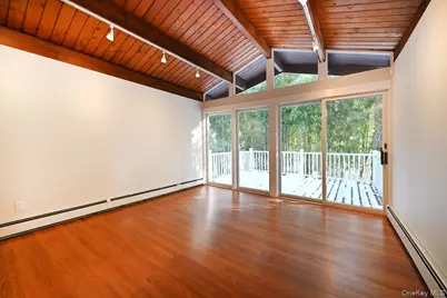 5 Mannetto Hill Road, Huntington, NY 11743 - Photo 33