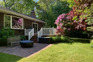 5 Mannetto Hill Rd, Huntington, NY 11743 - Photo 9