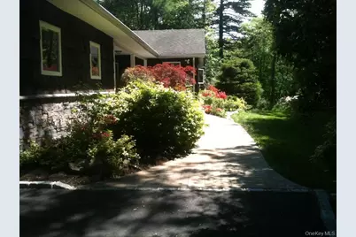 5 Mannetto Hill Road, Huntington, NY 11743 - Photo 3