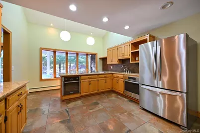 5 Mannetto Hill Road, Huntington, NY 11743 - Photo 21