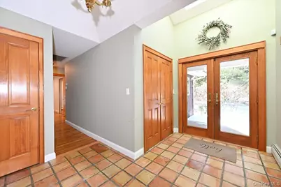 5 Mannetto Hill Road, Huntington, NY 11743 - Photo 13