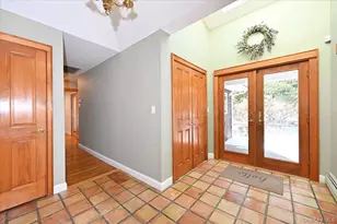 5 Mannetto Hill Rd, Huntington, NY 11743 - Photo 13