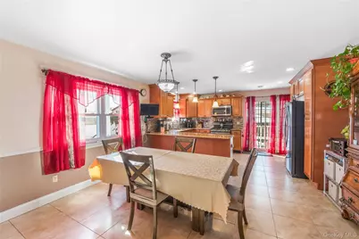 588 Yetman Avenue, New York, NY 10307 - Photo 3