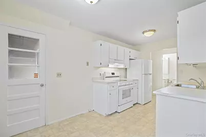 1 Rolling Way #C, Peekskill, NY 10566 - Photo 9