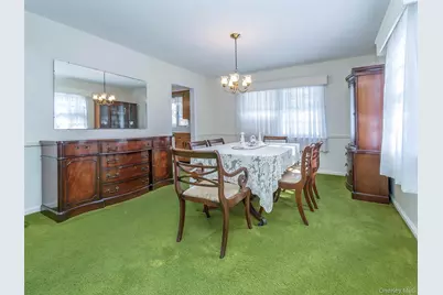 856 Glen Cove Avenue, Glen Head, NY 11545 - Photo 9