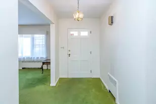 856 Glen Cove Ave, Glen Head, NY 11545 - Photo 3