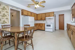 856 Glen Cove Ave, Glen Head, NY 11545 - Photo 13