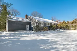 856 Glen Cove Ave, Glen Head, NY 11545 - Photo 27