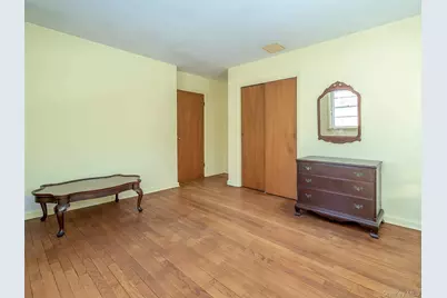 856 Glen Cove Avenue, Glen Head, NY 11545 - Photo 19