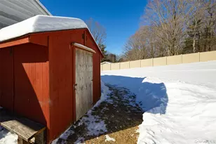 29 Mcallister Dr, Pleasant Valley, NY 12569 - Photo 25