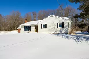 29 Mcallister Dr, Pleasant Valley, NY 12569 - Photo 21