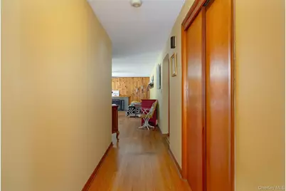 29 McAllister Drive, Pleasant Valley, NY 12569 - Photo 17