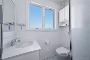 142 Jamaica Ave, Medford, NY 11763 - Photo 19