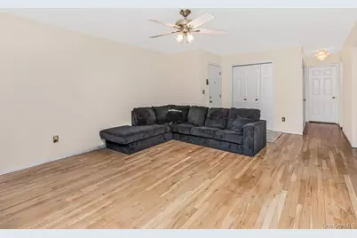 380 N Broadway #C4, Yonkers, NY 10701 - Photo 7