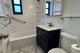 16-41 160, Whitestone, NY 11357 - Photo 15