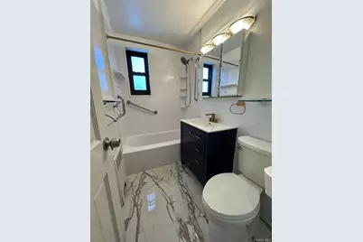 16-41 160 #6-420, Whitestone, NY 11357 - Photo 3