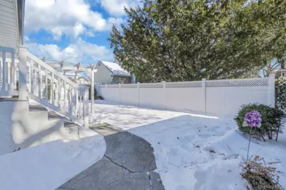 2009 Newbridge Road, Bellmore, NY 11710 - Photo 5