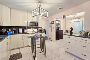 3 Ross Ct, Manorville, NY 11949 - Photo 5