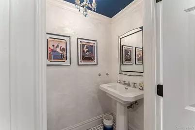 7 Lenox Place, Scarsdale, NY 10583 - Photo 15