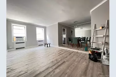 63-109 Saunders St #C14, Rego Park, NY 11374 - Photo 7