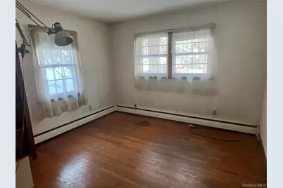 35 Sandi Drive, Poughkeepsie, NY 12603 - Photo 9