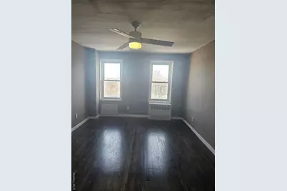 833 Central Avenue #6G, Far Rockaway, NY 11691 - Photo 1