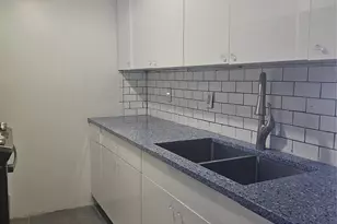 8-33 Central Ave, Far Rockaway, NY 11691 - Photo 5