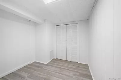 150-44 87th Road, Briarwood, NY 11432 - Photo 29