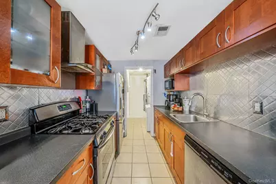 615 Blue Ridge Drive #615, Medford, NY 11763 - Photo 9