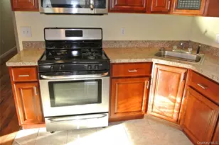 241-07 147th Ave, Rosedale, NY 11422 - Photo 5