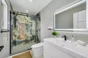 2481 Putnam Dr, East Meadow, NY 11554 - Photo 9