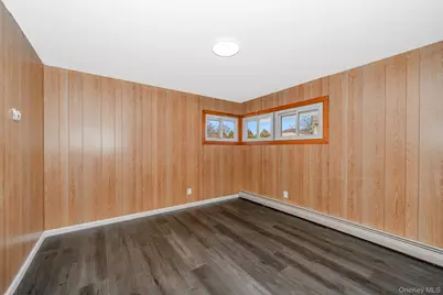 165 Westwood Drive, Brentwood, NY 11717 - Photo 17