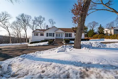 166 Grassy Pond Drive S, Smithtown, NY 11787 - Photo 33